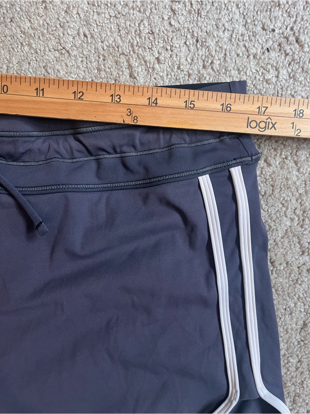 ATHLETA Surge Swim Shorts Womens Large Retro Charcoal & White Piping Sporty - Picture 7 of 9